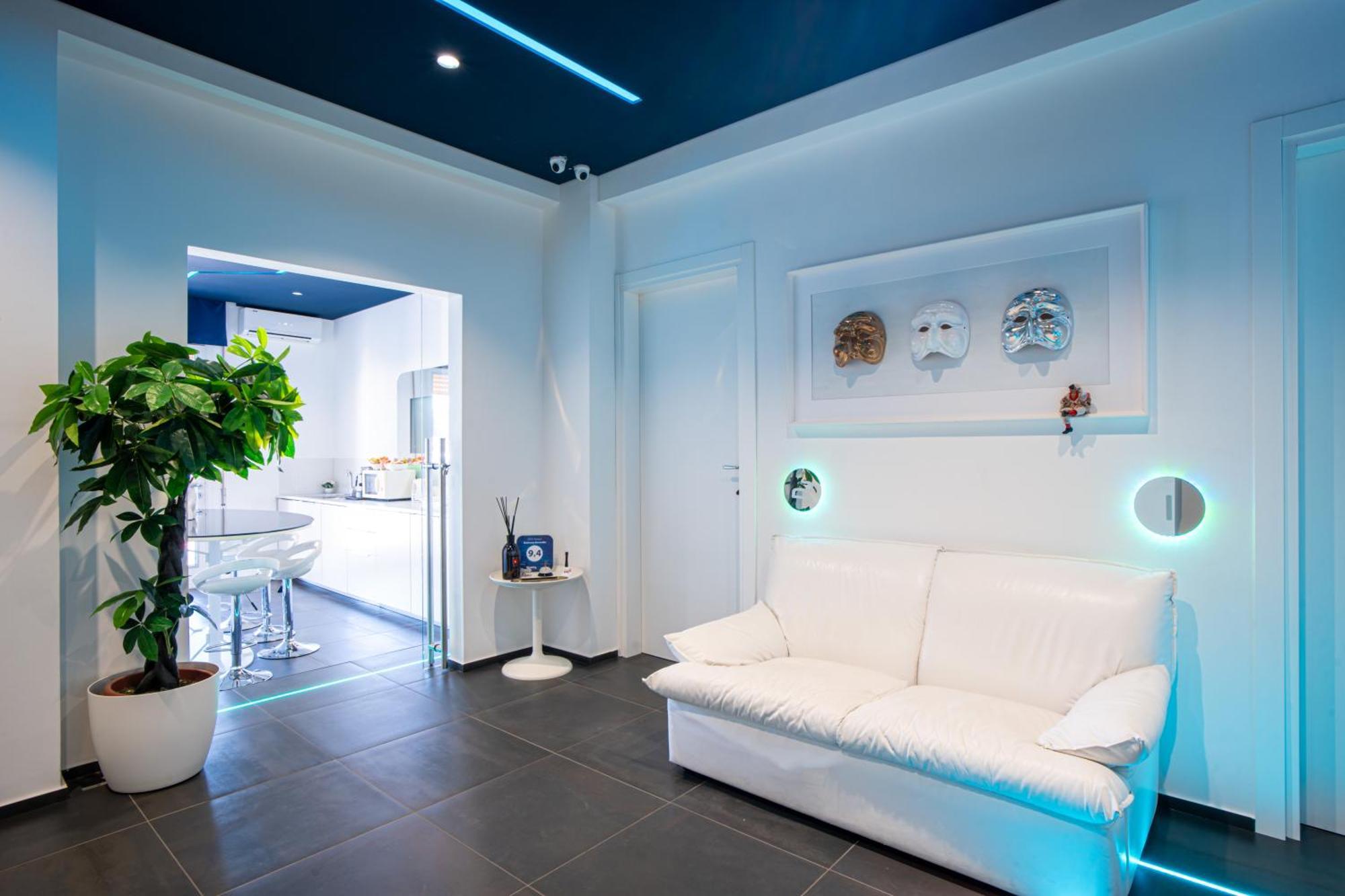Skyhouse Beverello Neapel
